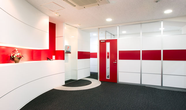 オフィスデザイン事例 パールマーケティングソリューションズ株式会社様 パーテーション