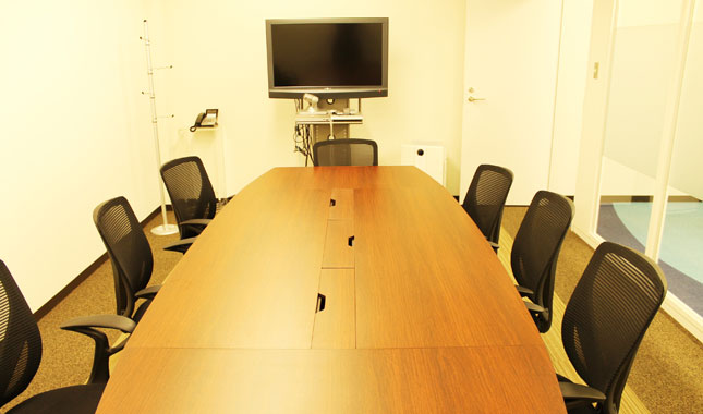オフィスデザイン事例 株式会社OSGコーポレーション様 会議室(ミーティングルーム)