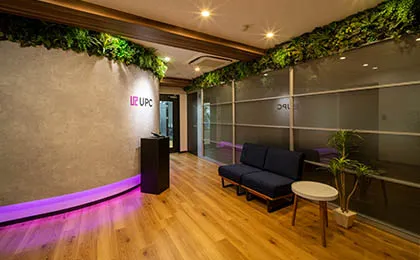 株式会社UPC 様のオフィスデザイン事例