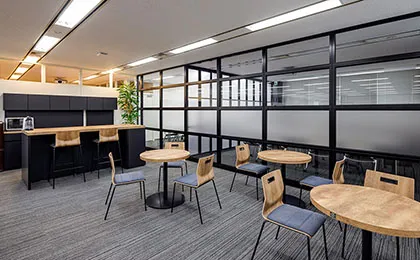 株式会社エータイ 様のオフィスデザイン事例